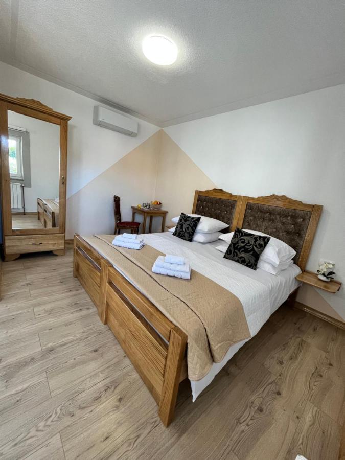 Mountain View Rooms Zadvarje Exterior photo